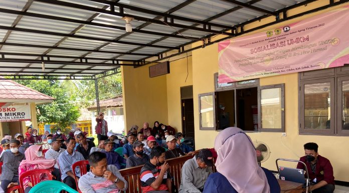 Lakukan KKM Tematik, Mahasiswa Untirta Gali Potensi UMKM Desa Gumuruh