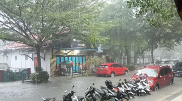 Diguyur Hujan Deras, Rangkasbitung Terendam Banjir, Inilah Penyebabnya