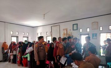 Pemdes Sekarwangi Kembali Salurkan BLT Dana Desa